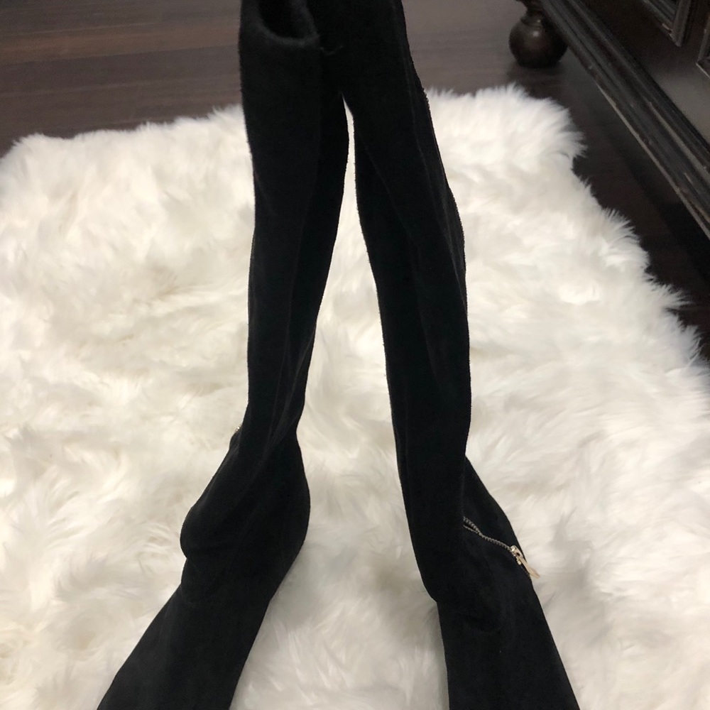 Suede boots